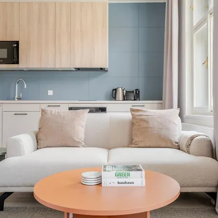 Apartamento Blueground Nusle View Nr Vysehrad Prg-69 Praga